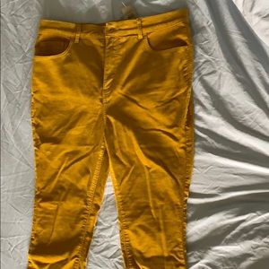 High waist, skinny pants